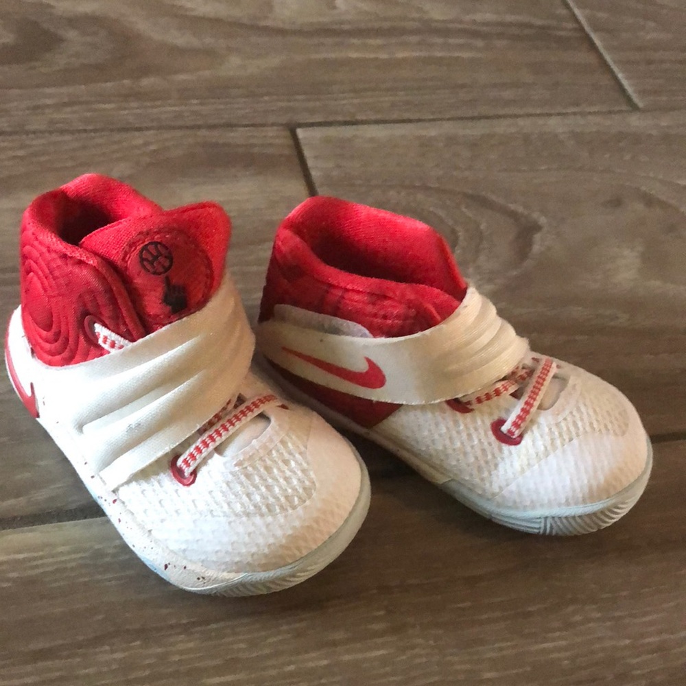 Used Baby Kyrie Irving shoes size 4c